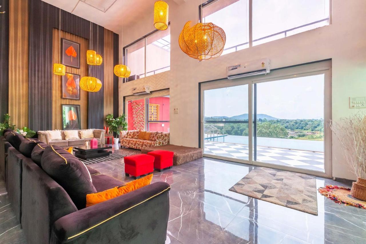 Stayvista'S Vine & Splash - Riverside Villa With An Infinity Pool And Indoor Games Karjat Buitenkant foto