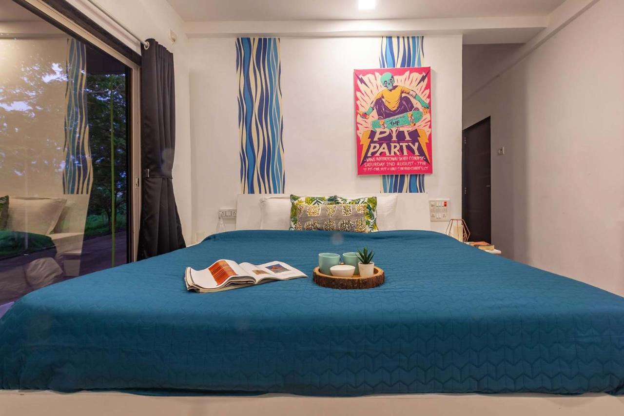 Stayvista'S Vine & Splash - Riverside Villa With An Infinity Pool And Indoor Games Karjat Buitenkant foto